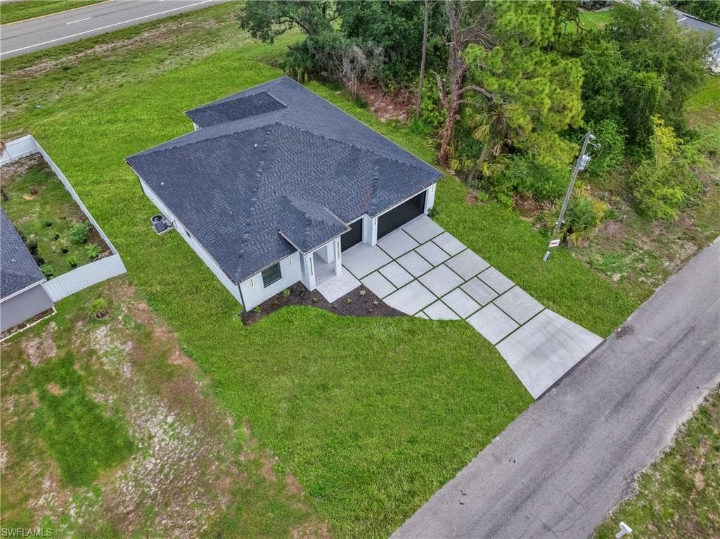 6037 N Moss CIR LABELLE, FL 33935