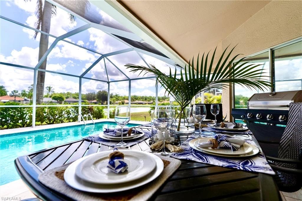 930 Marble DR NAPLES, FL 34104