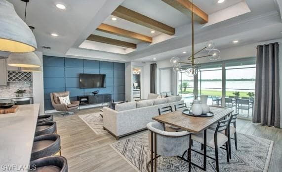 2116 Freemont NAPLES, FL 34120
