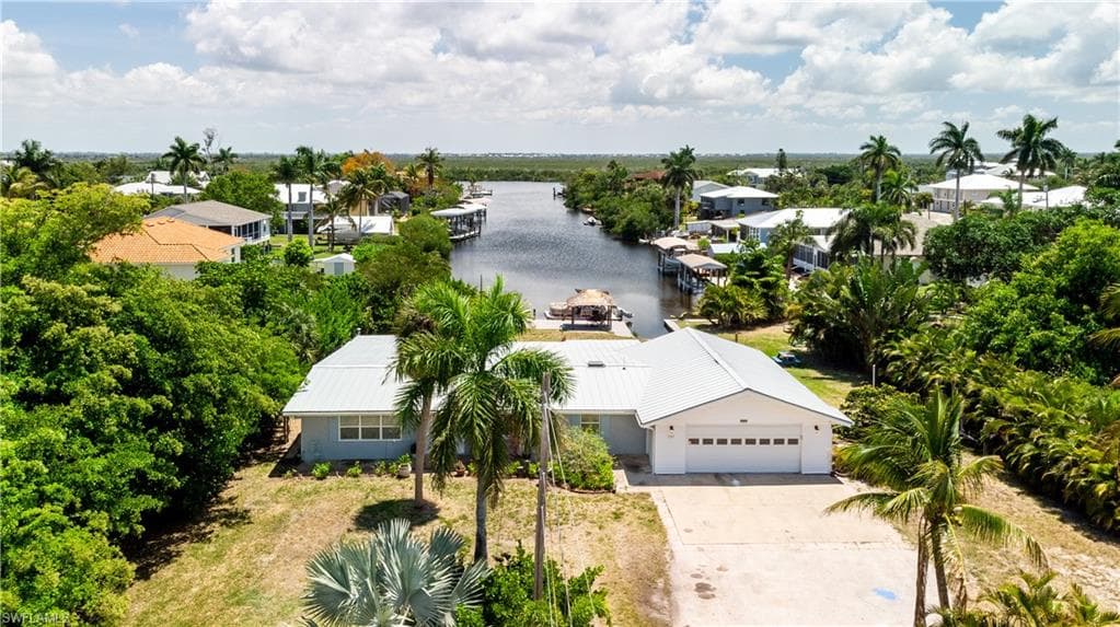 5387 Marina DR BOKEELIA, FL 33922