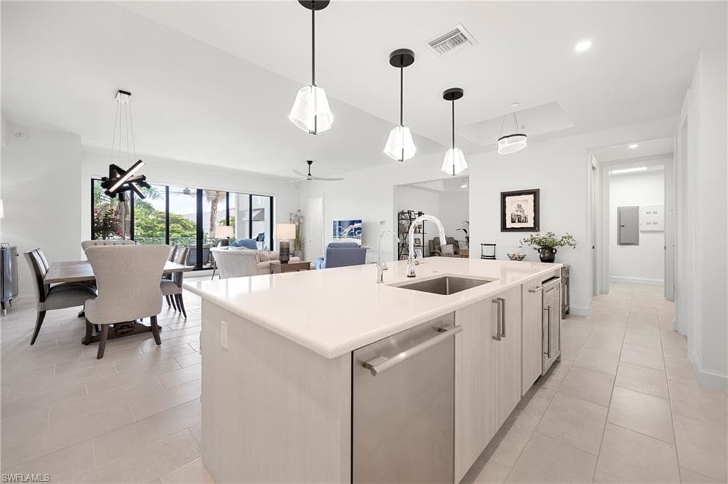1125 Central AVE 275 NAPLES, FL 34102