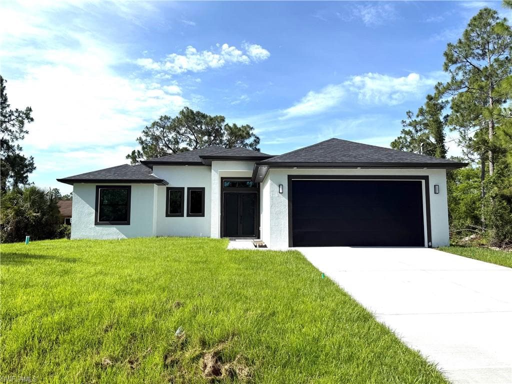 920 Binkley ST E LEHIGH ACRES, FL 33974