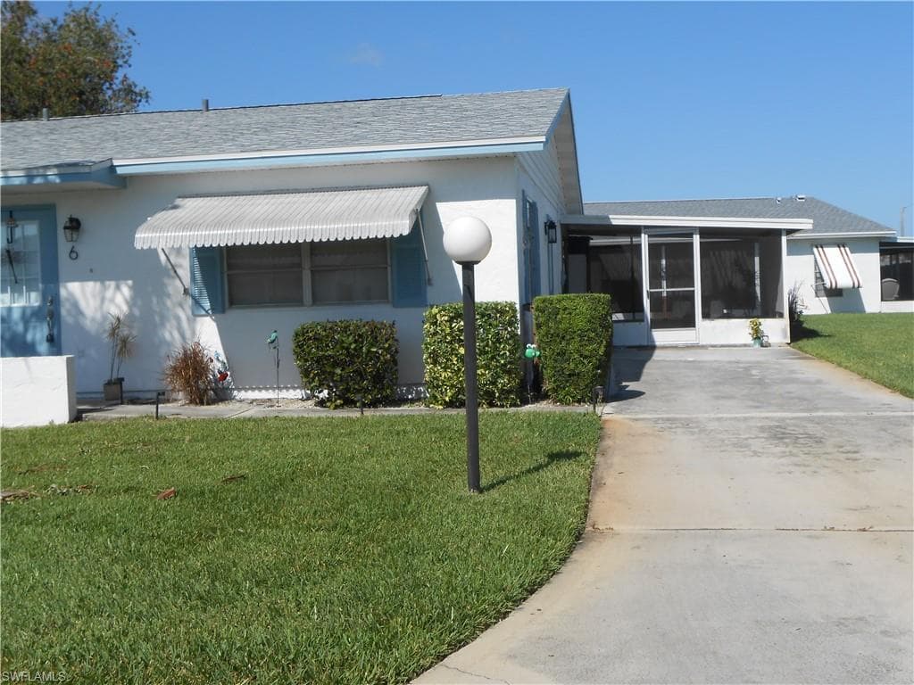 6 Aztec Lily LN LEHIGH ACRES, FL 33936