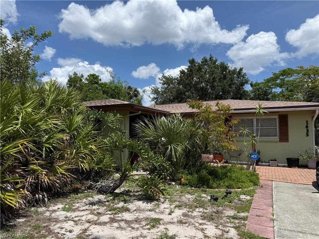 1635 Kensington CT FORT MYERS, FL 33907