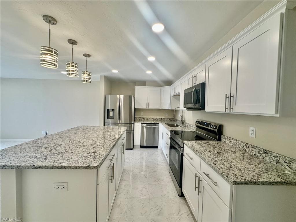4802 Tudor DR 102 CAPE CORAL, FL 33904