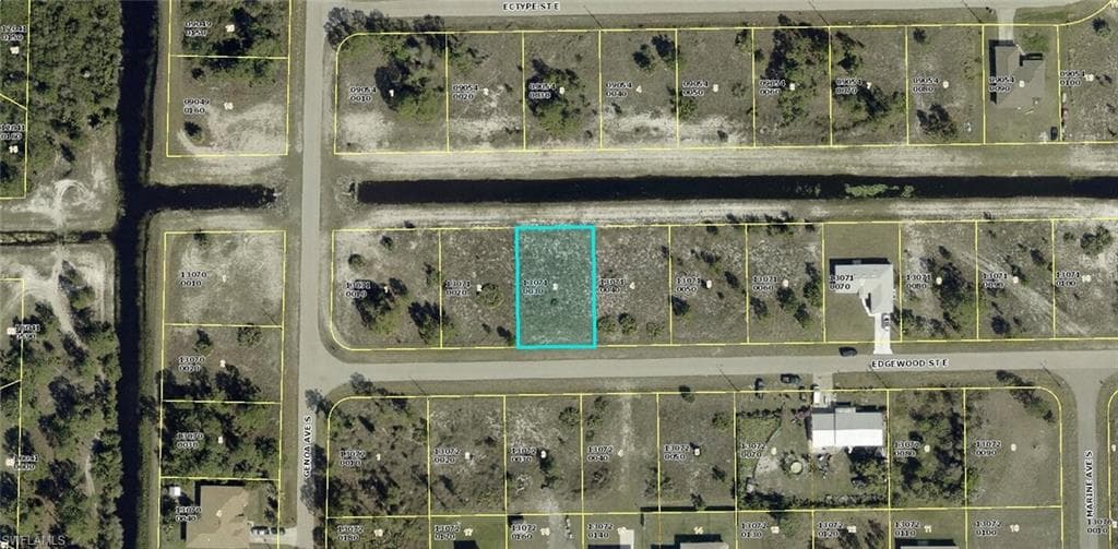 1111 Edgewood ST E LEHIGH ACRES, FL 33974