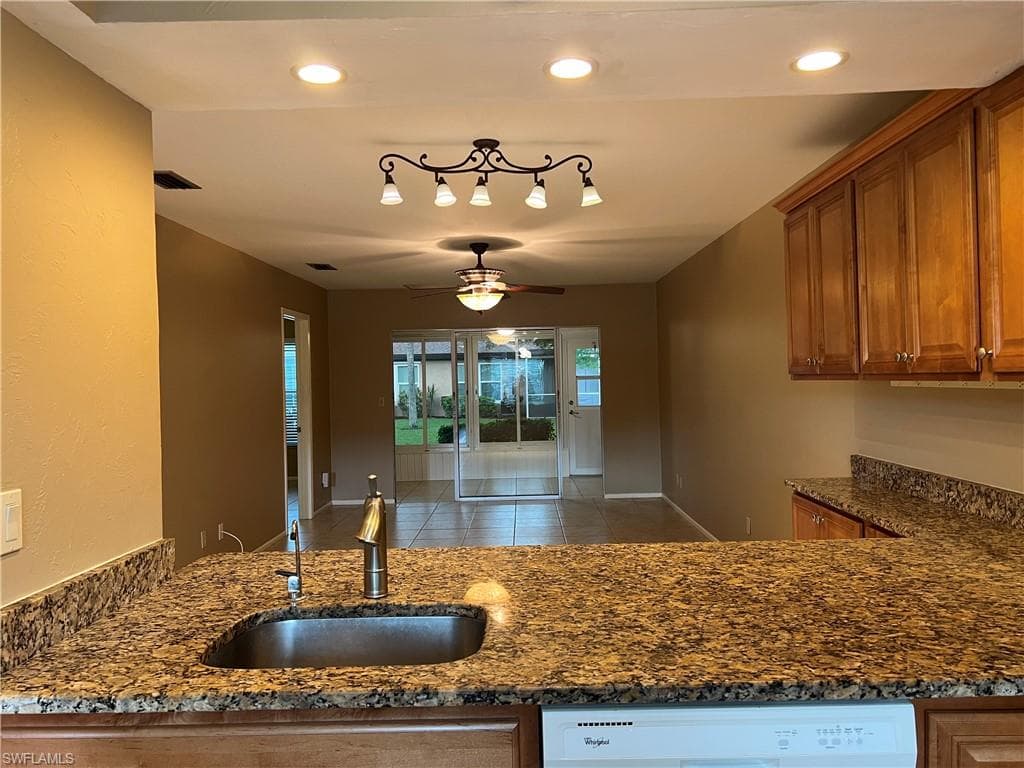 4629 SE 5TH PL 14 CAPE CORAL, FL 33904