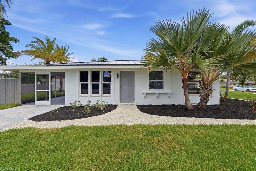 11901 McGregor BLVD FORT MYERS, FL 33919