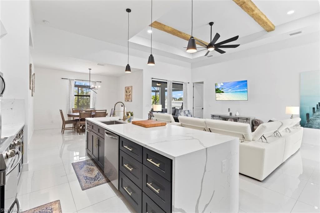 1 NW 8th TER CAPE CORAL, FL 33993