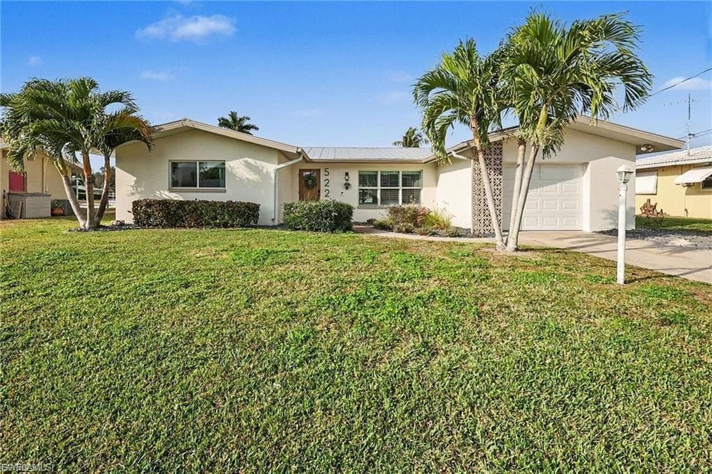 5220 Tower DR CAPE CORAL, FL 33904