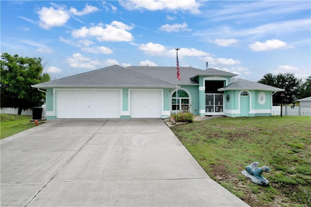 469 NE 1st PL CAPE CORAL, FL 33909