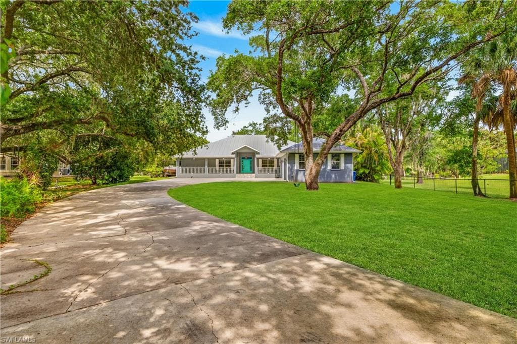 4701 Lone Pine CT FORT MYERS, FL 33905
