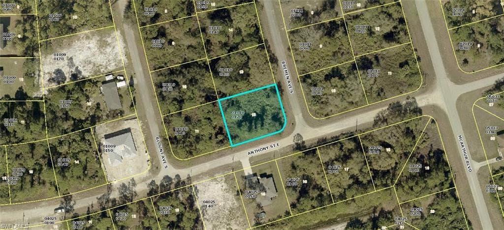 140 Bremen AVE S LEHIGH ACRES, FL 33974