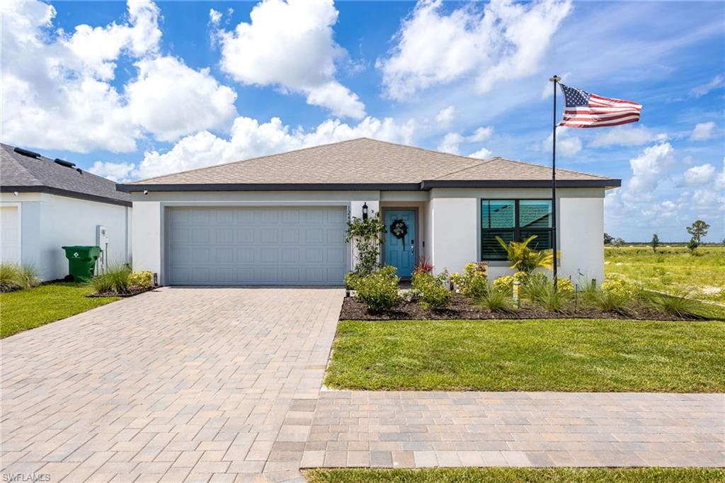 1243 Caloosa Cove DR LABELLE, FL 33935