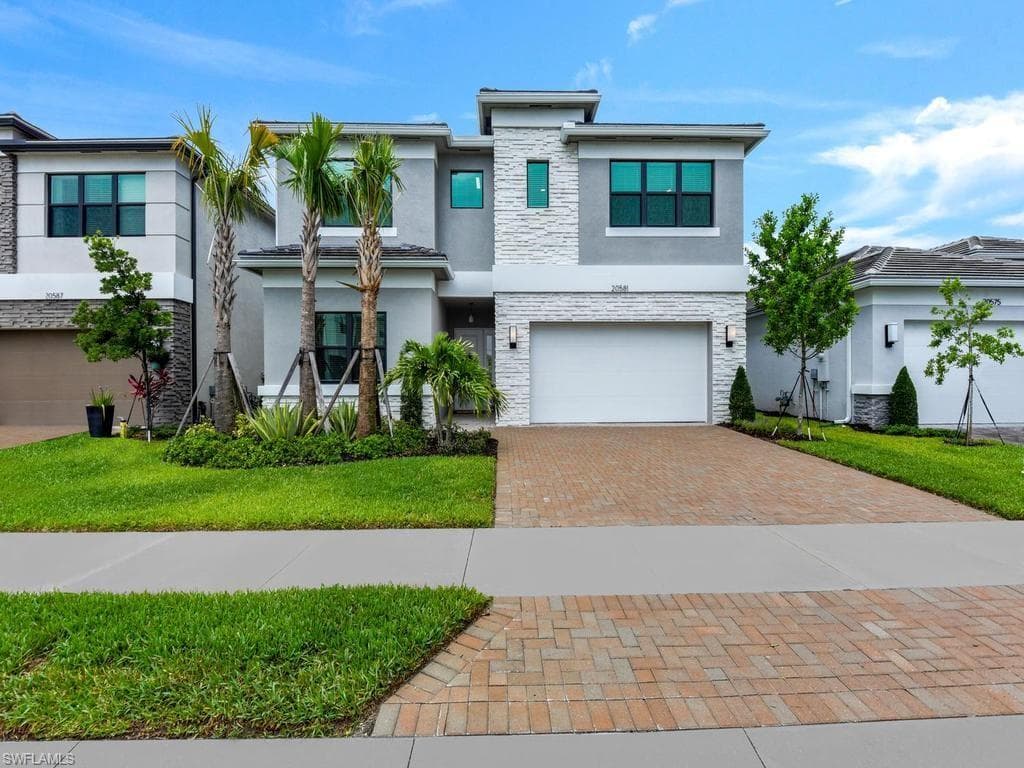 20581 Fair Oak LN ESTERO, FL 33928