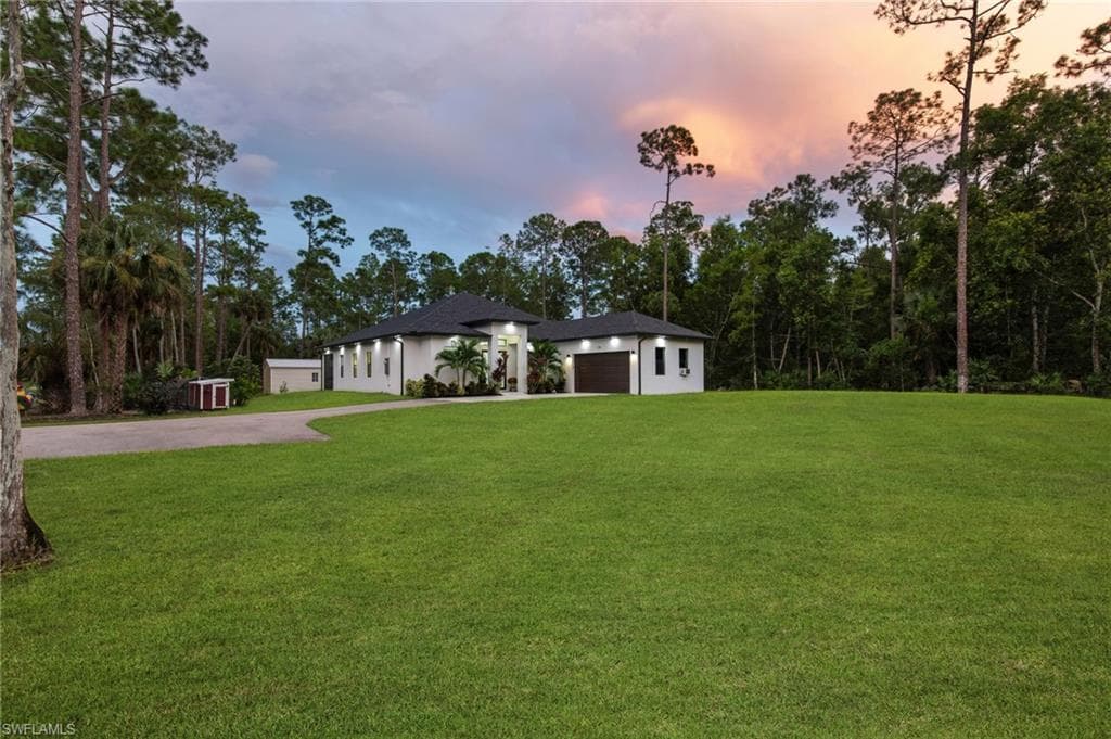106 18th AVE NE NAPLES, FL 34120