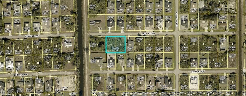 3613 12th ST SW LEHIGH ACRES, FL 33976