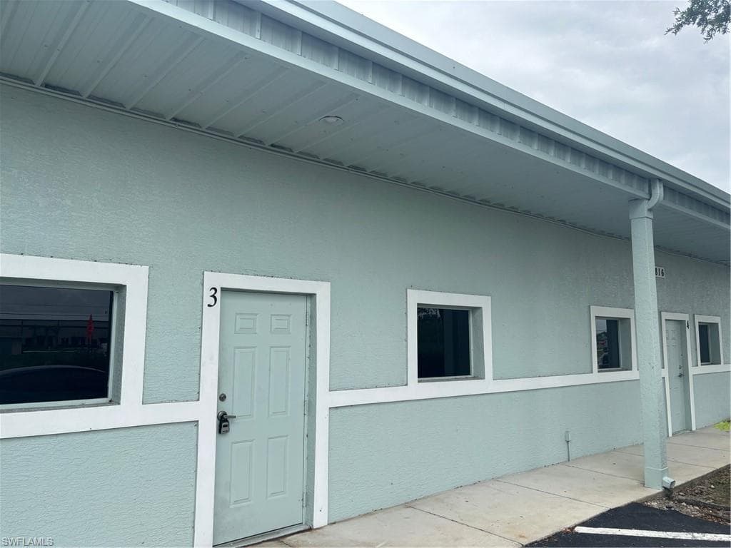 816 7th TER 3/4 CAPE CORAL, FL 33909