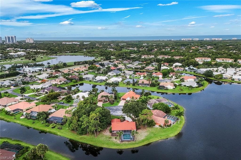 28820 Trenton CT BONITA SPRINGS, FL 34134