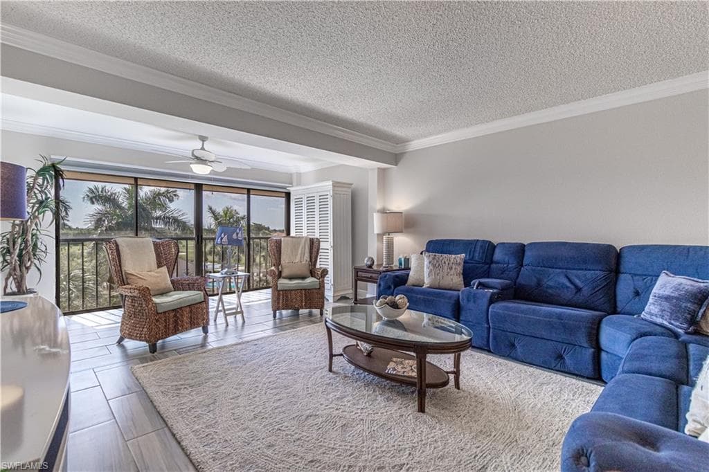 7430 Lake Breeze DR 403 FORT MYERS, FL 33907
