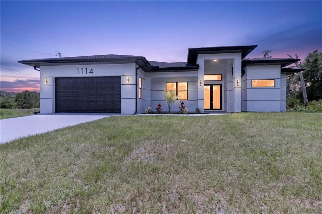 1114 Bari ST E LEHIGH ACRES, FL 33974