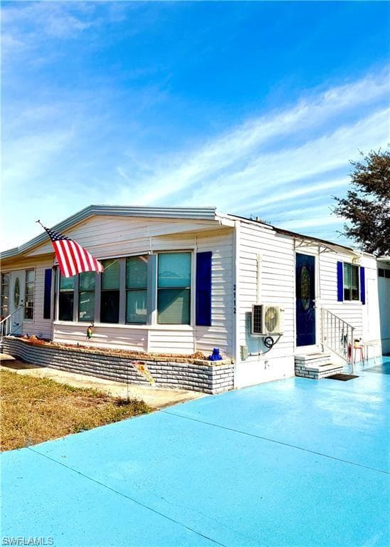 3112 Running Deer DR NORTH FORT MYERS, FL 33917