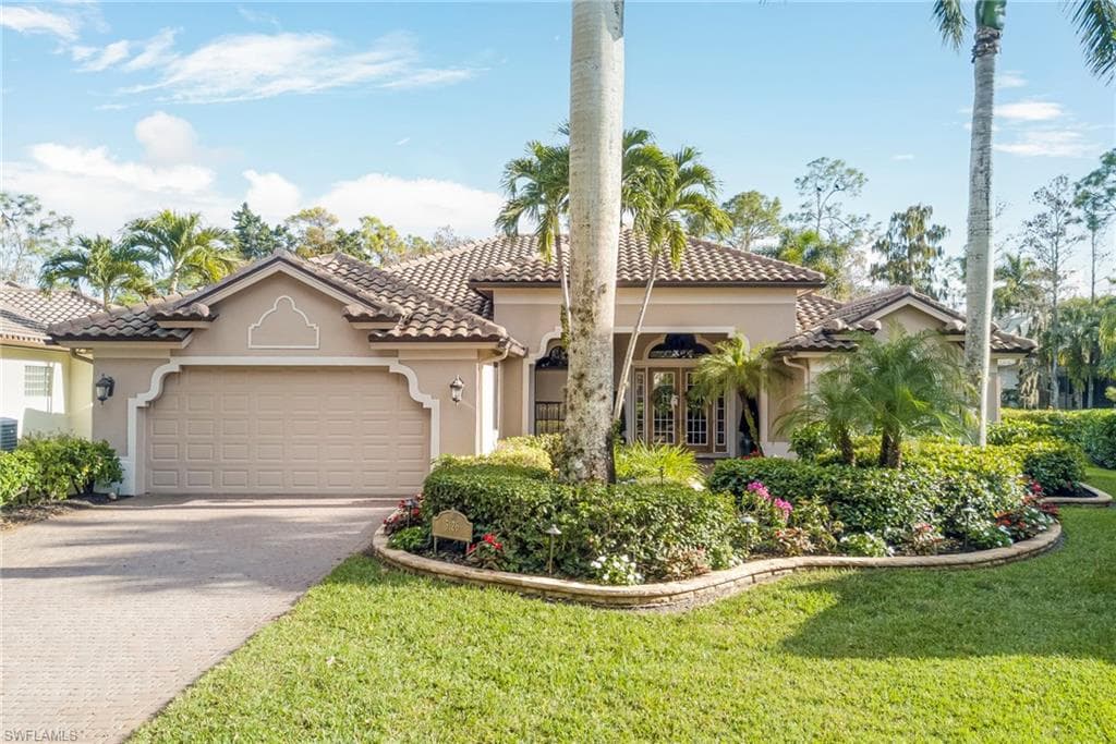 3126 Terramar CT NAPLES, FL 34119