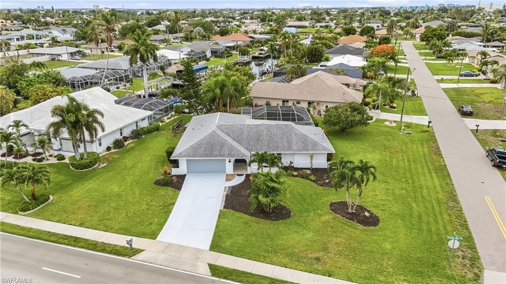4129 Country Club BLVD CAPE CORAL, FL 33904
