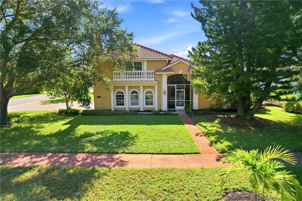2312 Kings Lake BLVD NAPLES, FL 34112