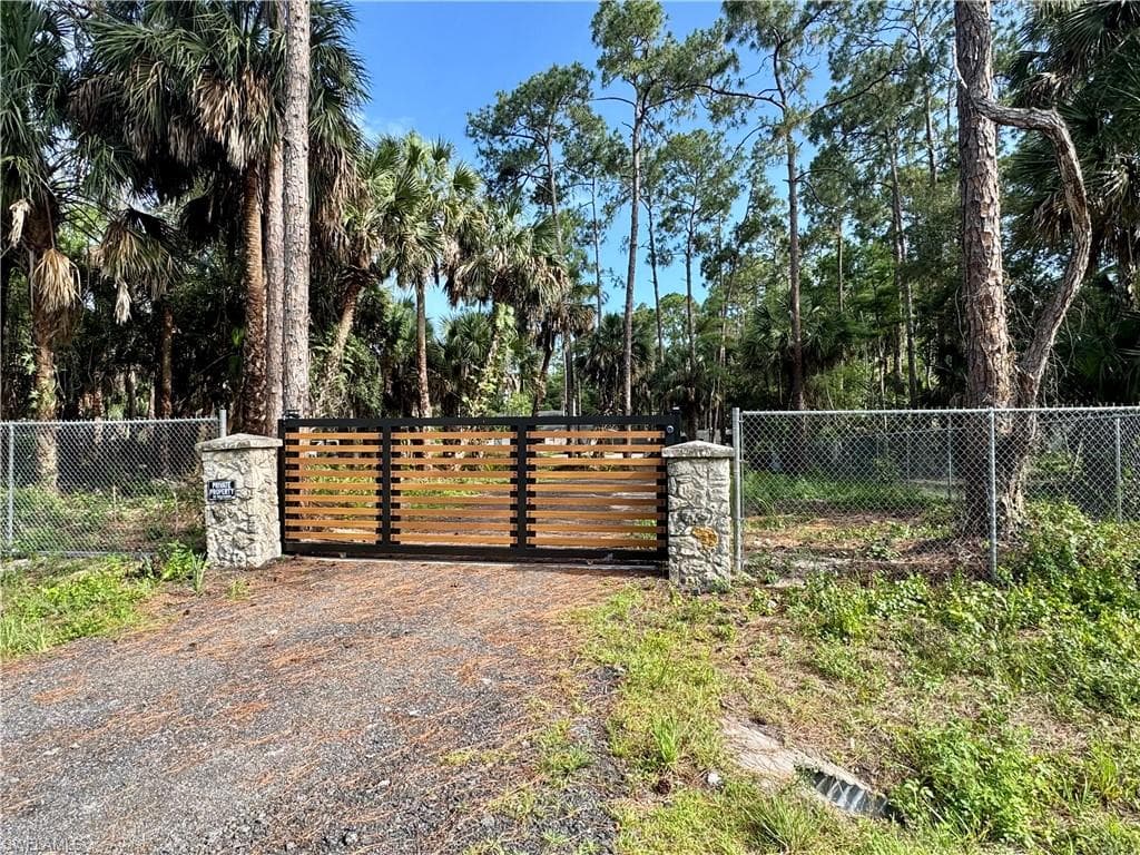 130 Jung BLVD W NAPLES, FL 34120