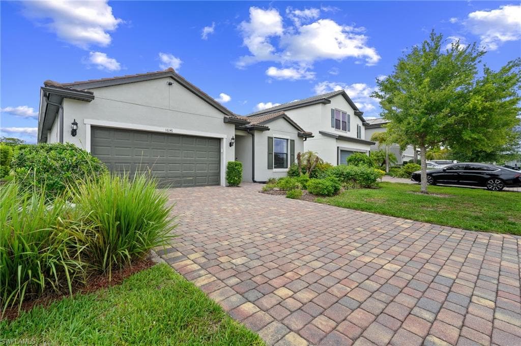 16141 Palmetto Prairie DR ALVA, FL 33920