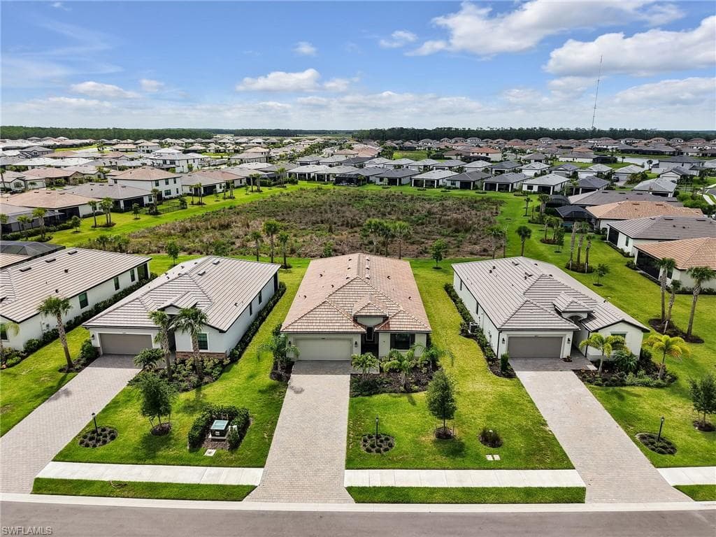 20269 Millrun DR ESTERO, FL 33928