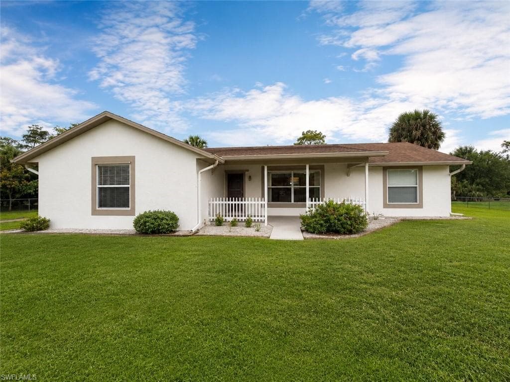 381 17th ST SW NAPLES, FL 34117