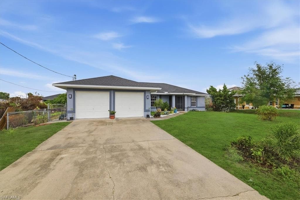3722 23rd ST SW LEHIGH ACRES, FL 33976