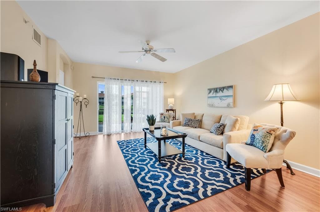 3023 Horizon LN 2505 NAPLES, FL 34109