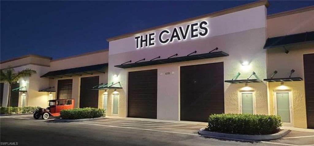 4317 SW 9th AVE CAPE CORAL, FL 33914