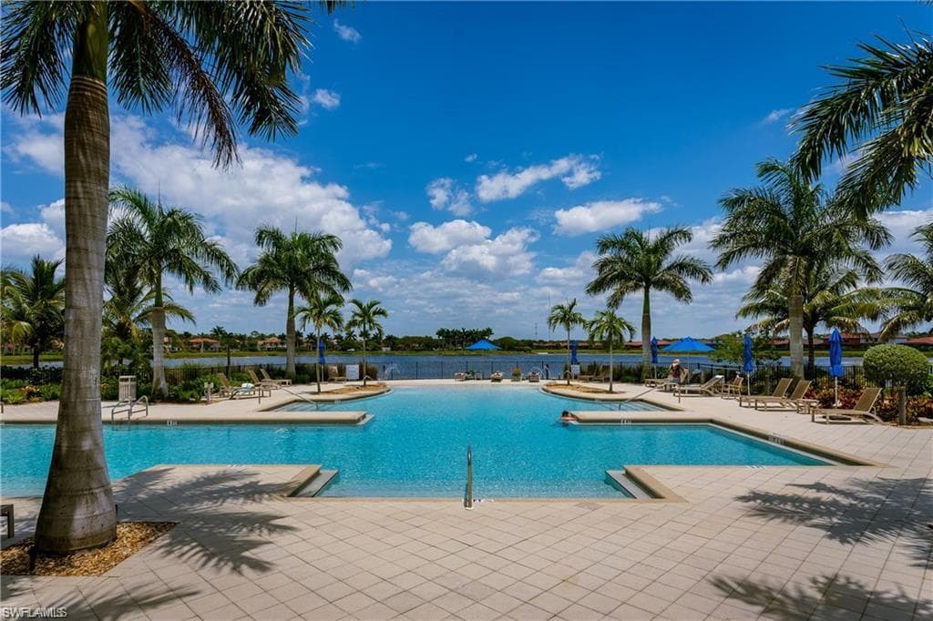 1326 Kendari TER NAPLES, FL 34113