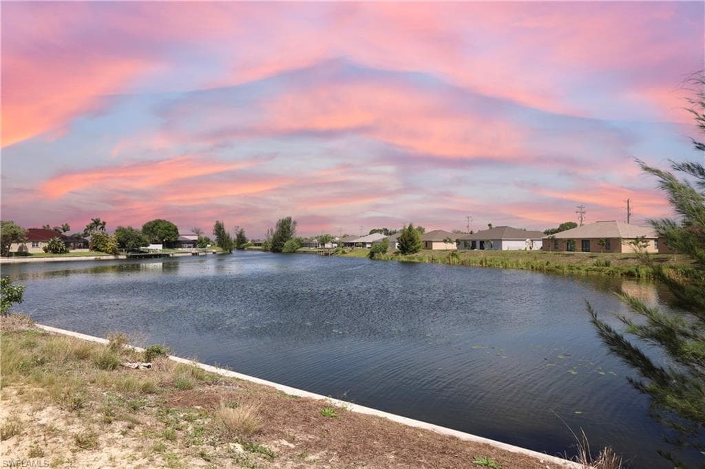 1118 SW 31st TER CAPE CORAL, FL 33914