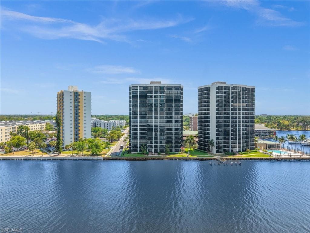 1900 Virginia AVE 902 FORT MYERS, FL 33901
