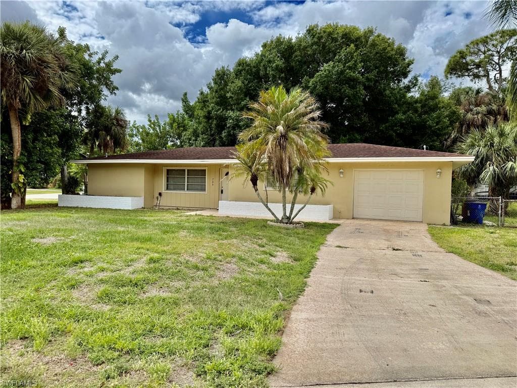 706 E 3rd ST LEHIGH ACRES, FL 33936