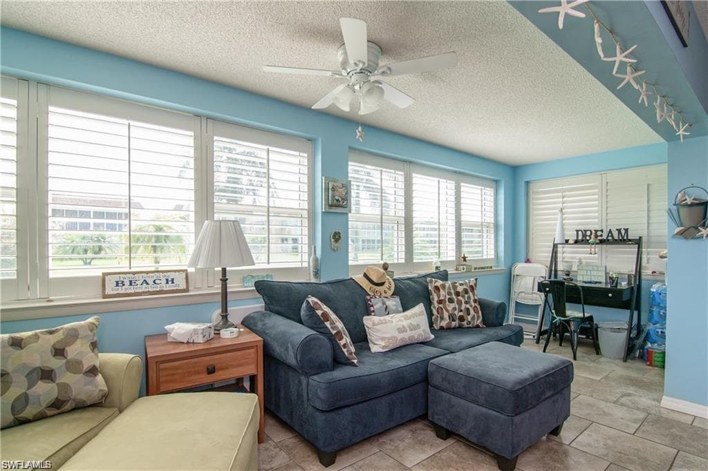 1400 Pompei LN 21 NAPLES, FL 34103