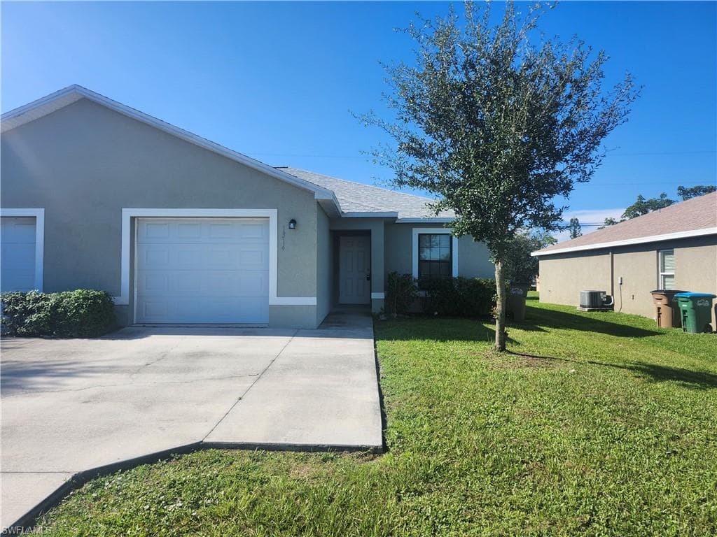 1314 SW Trafalgar PKWY CAPE CORAL, FL 33991