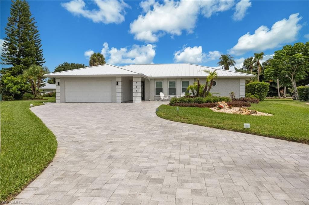 363 Juli Fe DR NAPLES, FL 34110