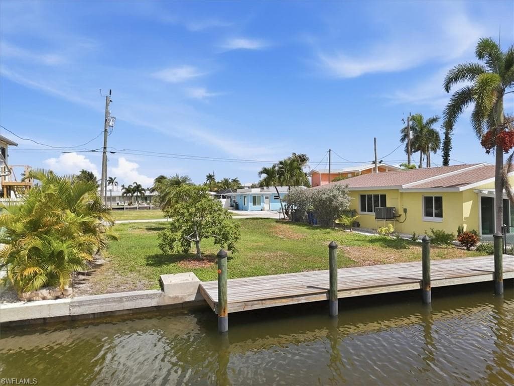 2609 Bayshore DR MATLACHA, FL 33993