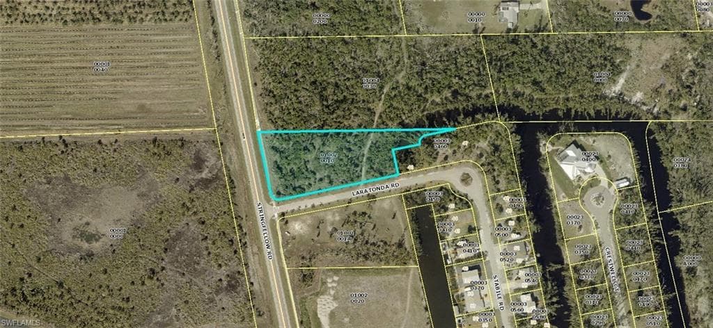 3960 Stringfellow RD ST. JAMES CITY, FL 33956