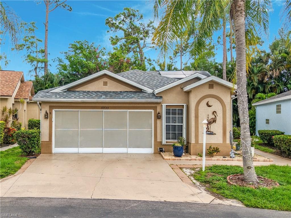 10735 San Tropez CIR ESTERO, FL 33928