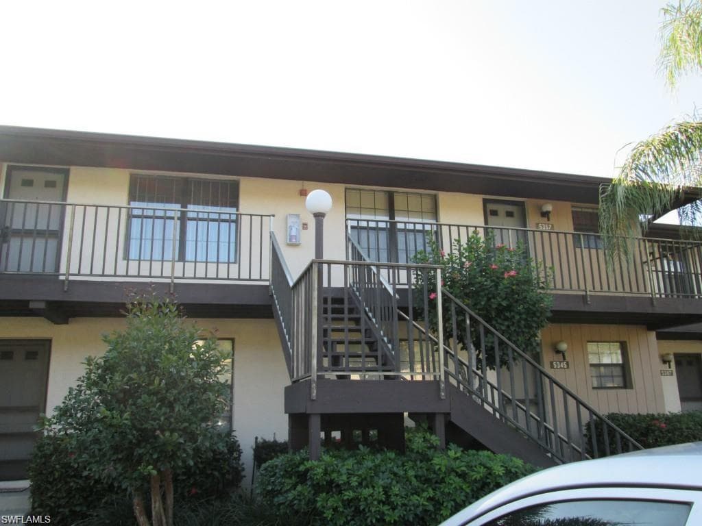 5355 Treetops DR S-201 NAPLES, FL 34113