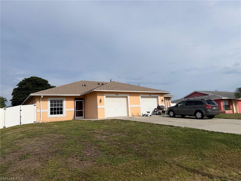 920 SE 6th CT CAPE CORAL, FL 33990