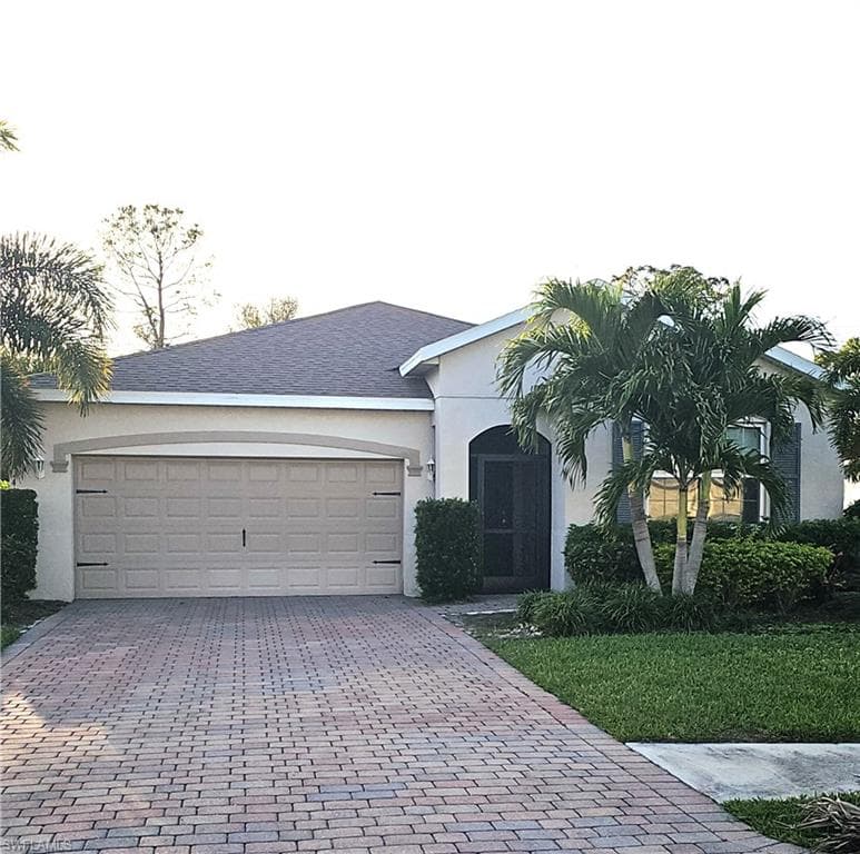3141 Amadora CIR CAPE CORAL, FL 33909