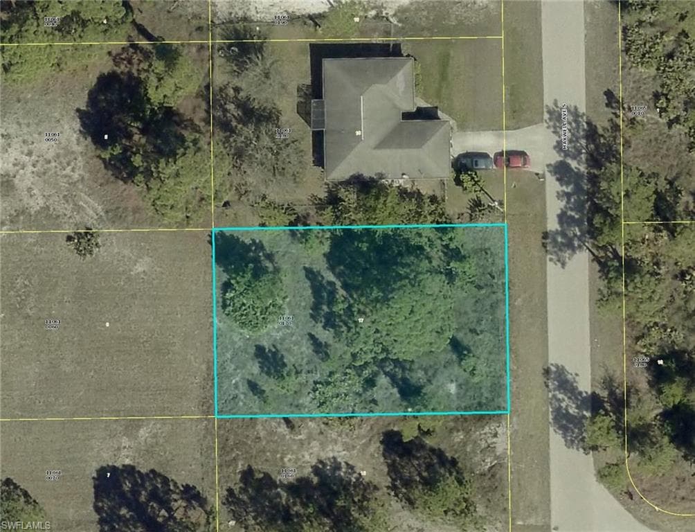 1024 Maxwell AVE S LEHIGH ACRES, FL 33974
